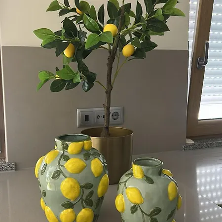 At Maries House 1 דירה פניש