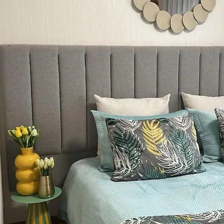 At Maries House 1 * Peniche