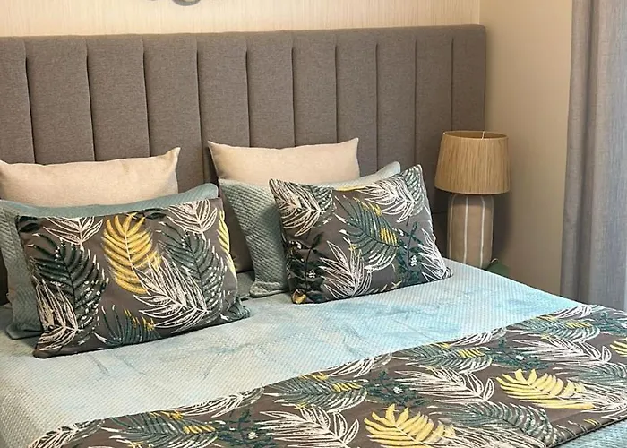 At Maries House 1 דירה